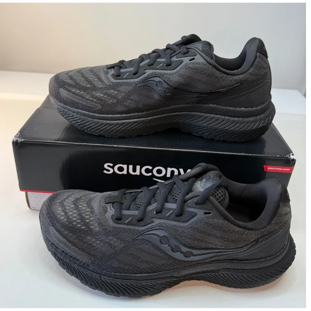 Saucony Triumph 19 Womens  Triple Black S10678-14 Size 9 Sneakers‎ New